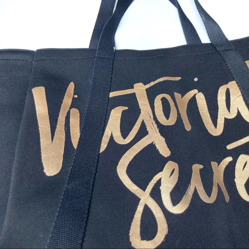 Victoria’s Secret Cooler Picnic Bag Wine Bottle Holder Black Gold Logo Tote VS